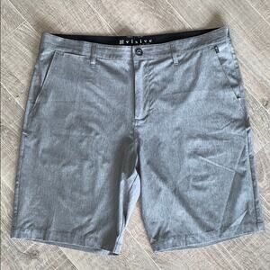 NWOT Visive Gray Flat Front Hybrid Quick Dry Shorts Mens